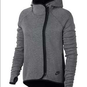 Nike Sportswear Women's Tech Fleece Cape Hoodie